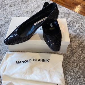 Manolo Blahnik “Lee” black sequin flats